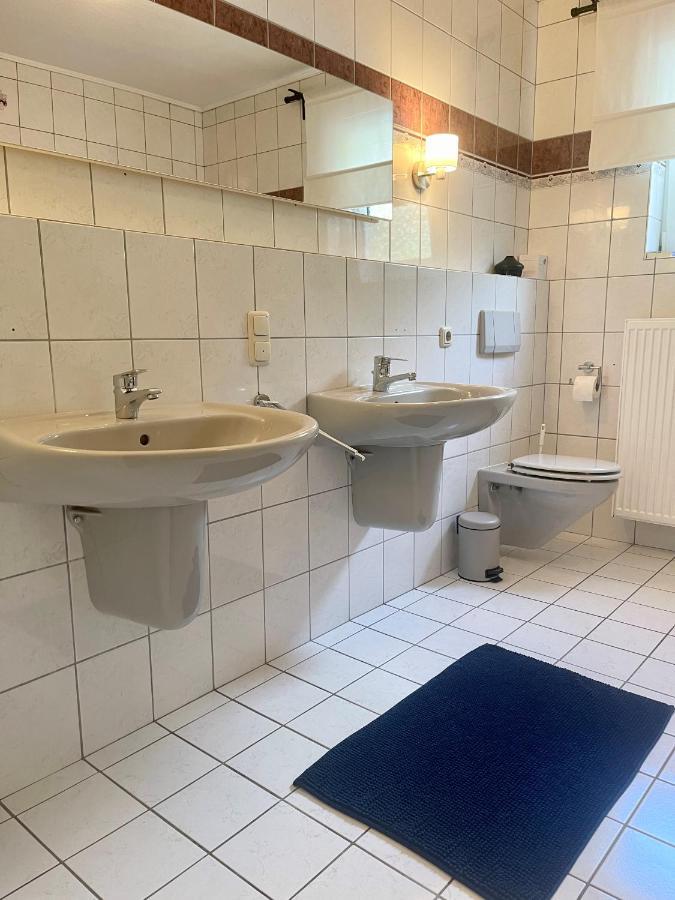 Landhaus Am Wald Mit Garten Mit 1 Schlafnische Und 1 Schlafzimmer Aurich Extérieur photo