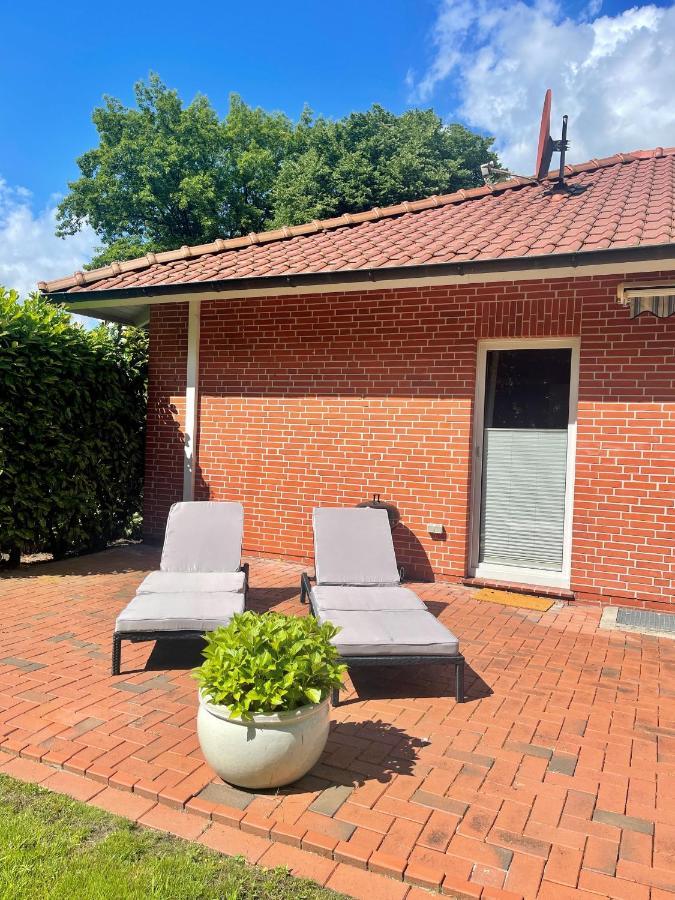 Landhaus Am Wald Mit Garten Mit 1 Schlafnische Und 1 Schlafzimmer Aurich Extérieur photo